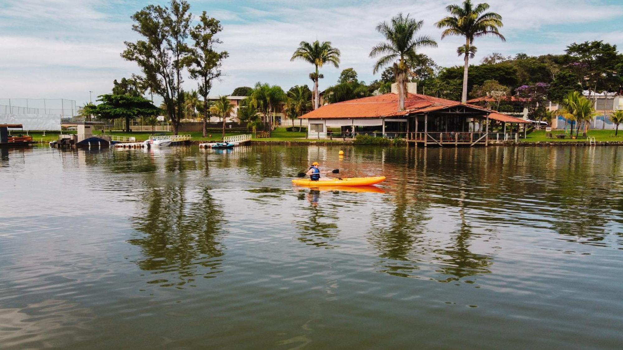 Hotel Lago Do Sol Itaúna Buitenkant foto