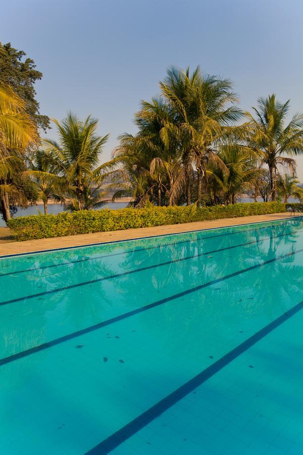 Hotel Lago Do Sol Itaúna Buitenkant foto